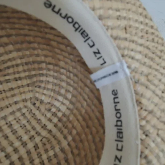 Ladies Sun Hat Liz Claiborne Woven Straw Hat Natural Tan Fiber w/Wide Brim NWOT - Picture 4 of 8